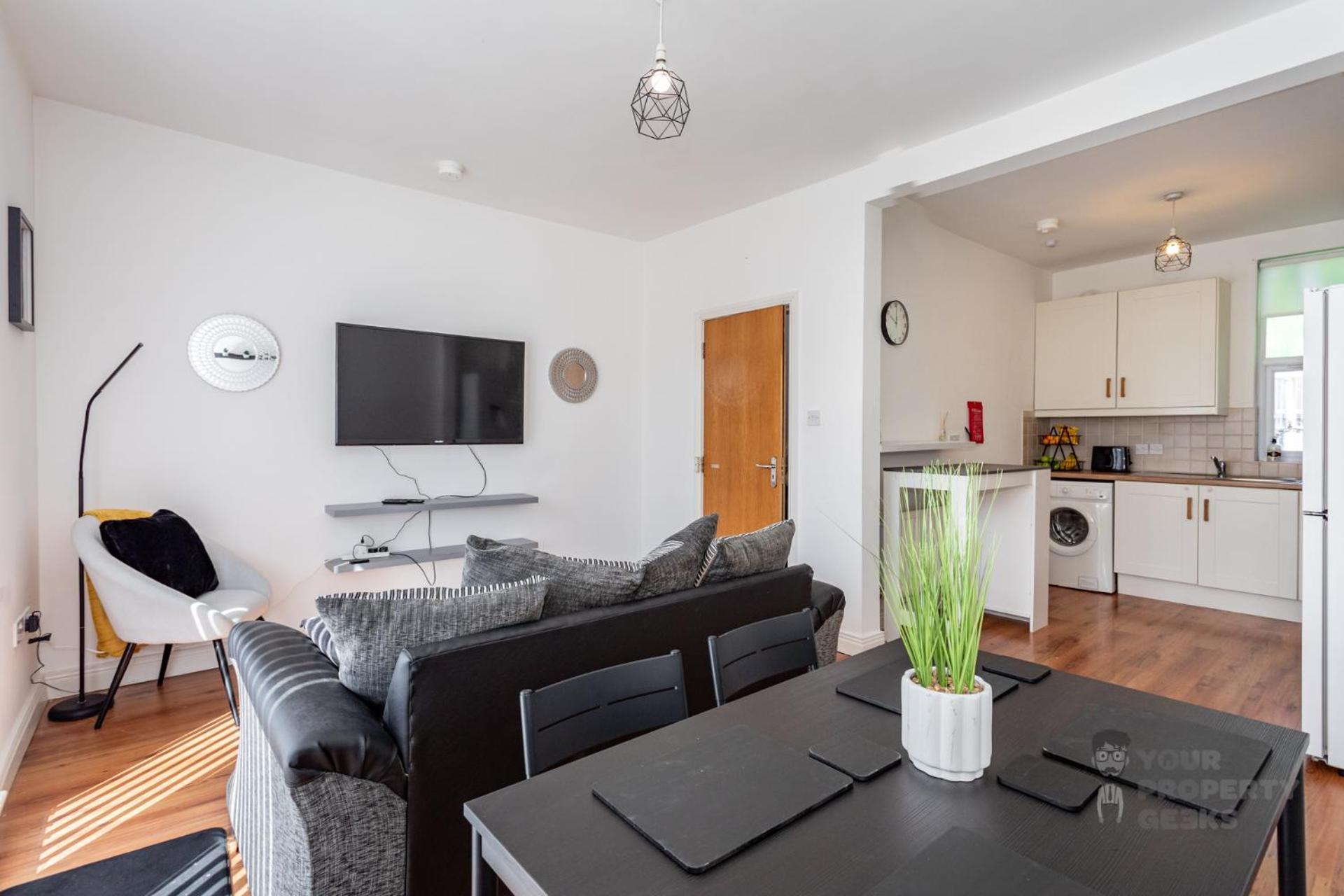 Attic Style 2 Bed Duplex Apartment With Rooftop Patio Belfast Kültér fotó